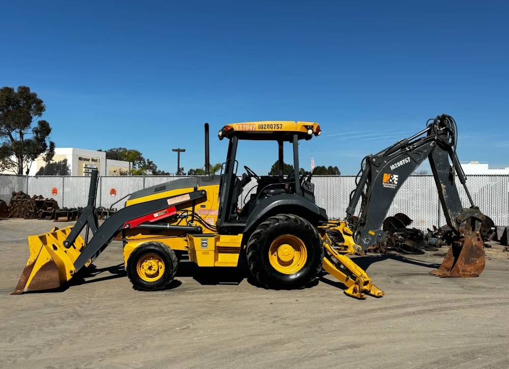 
								2019 John Deere 310EL 4WD full									