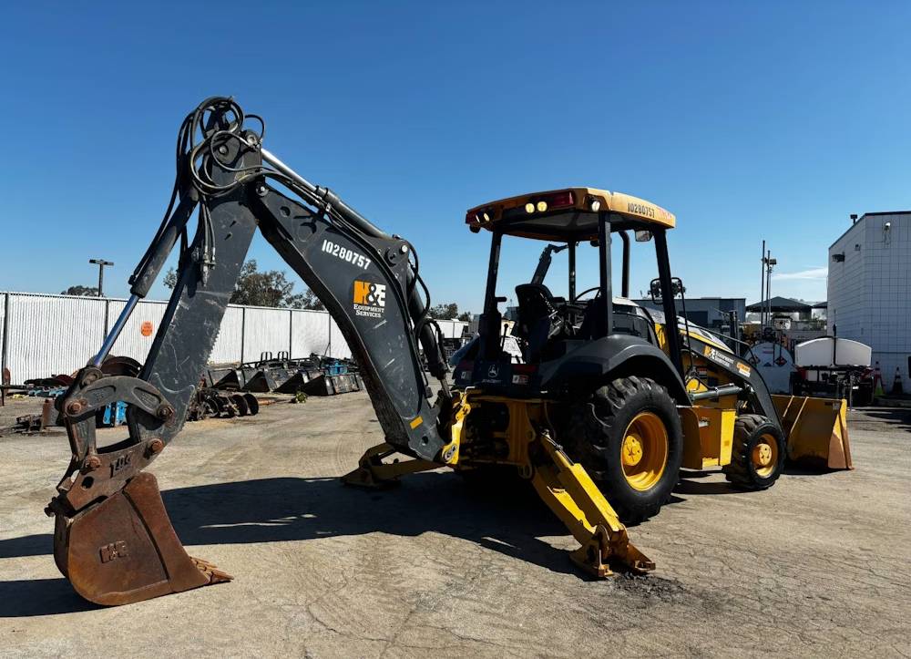 
								2019 John Deere 310EL 4WD full									