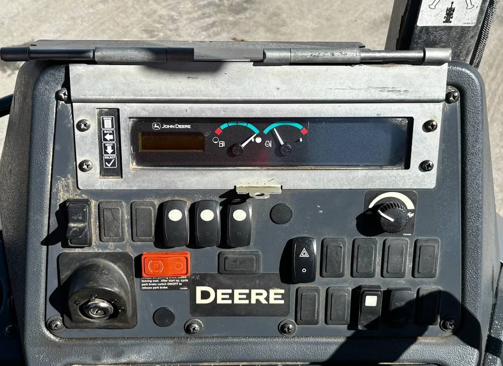 
								2019 John Deere 310EL 4WD full									