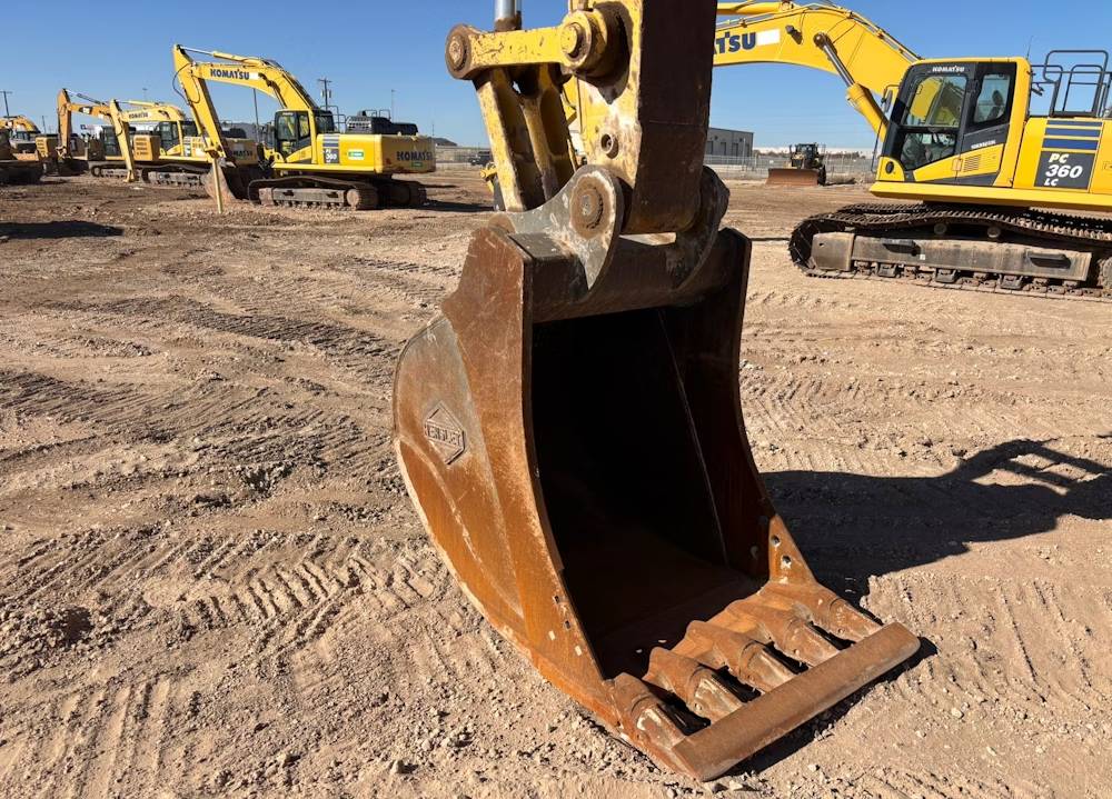 
								2019 Komatsu PC360LC-11 Hydraulic Excavator Trackhoe AC Cab full									