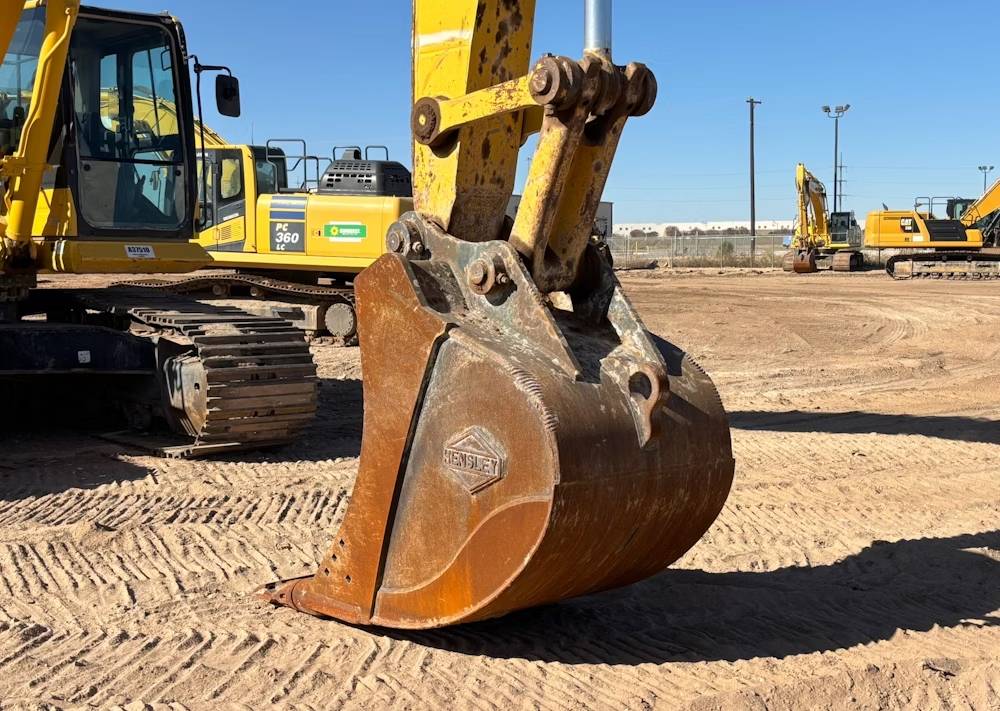 
								2019 Komatsu PC360LC-11 Hydraulic Excavator Trackhoe AC Cab full									
