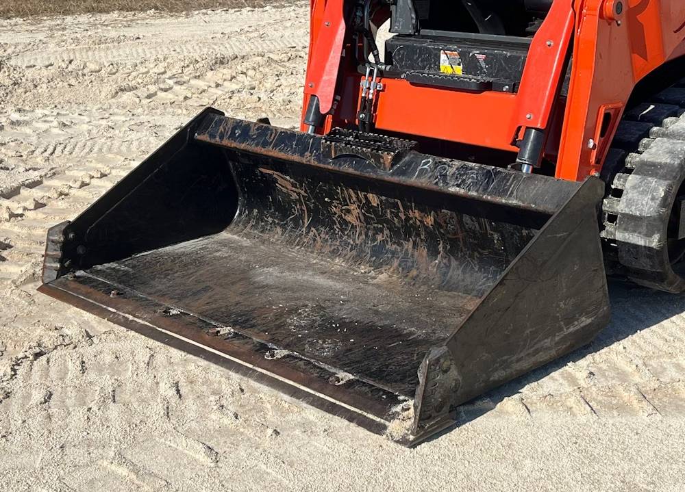 
								2024 Kubota SVL65-2 full									