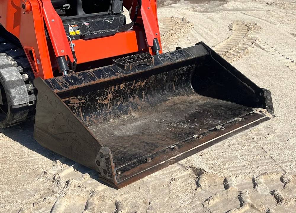 
								2024 Kubota SVL65-2 full									