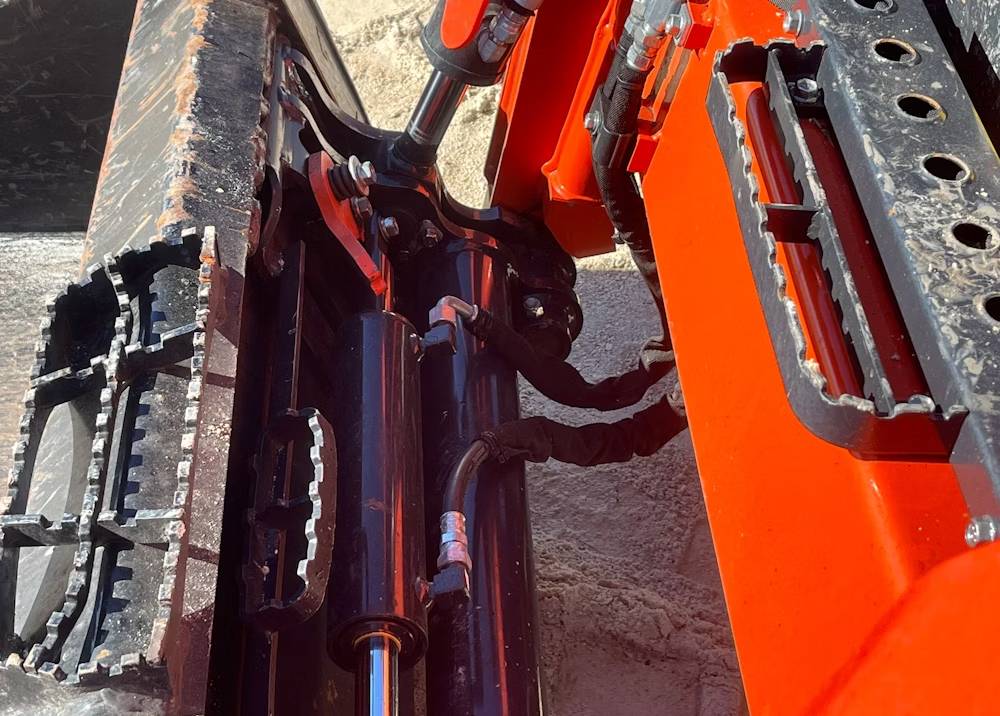 
								2024 Kubota SVL65-2 full									