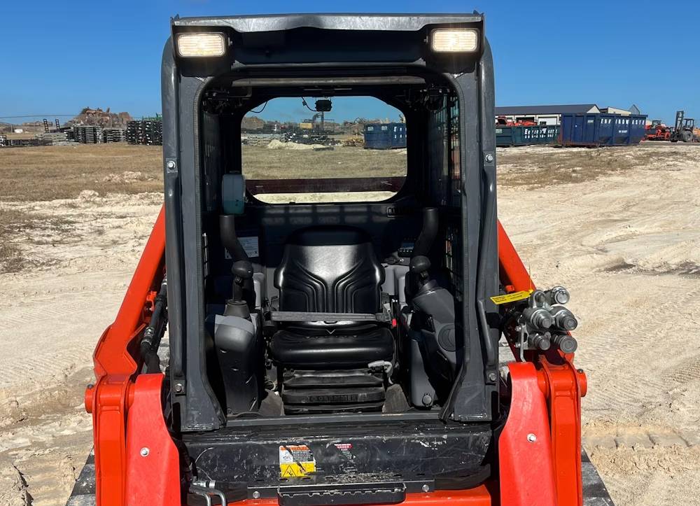 
								2024 Kubota SVL65-2 full									