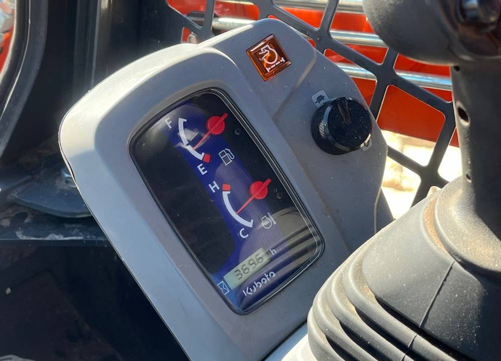 
								2024 Kubota SVL65-2 full									