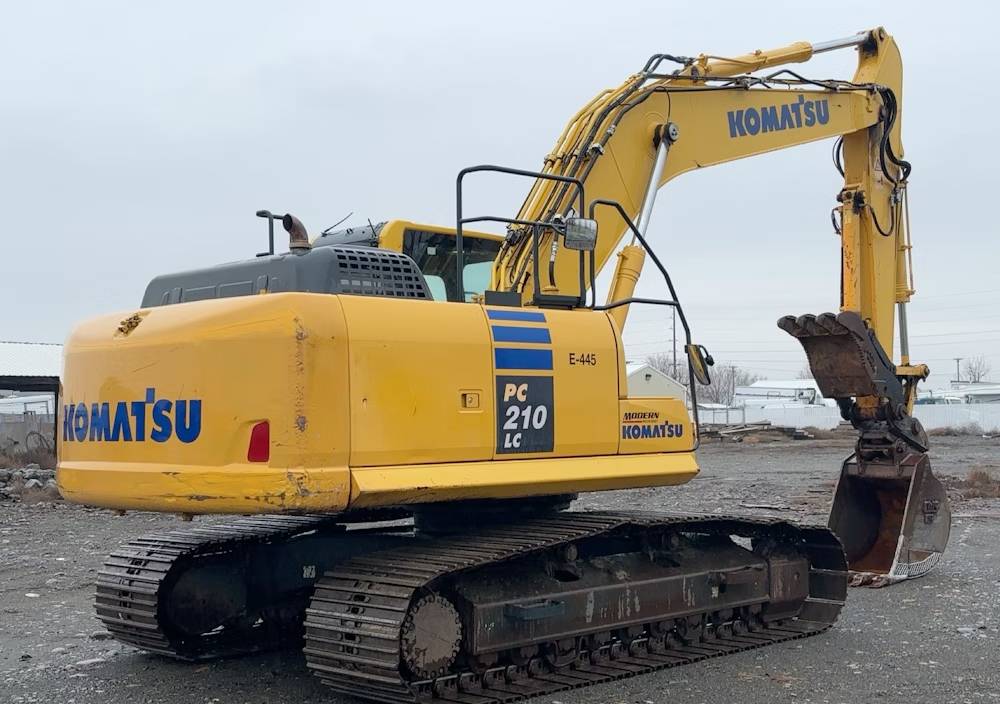 
								2016 Komatsu PC210LC-10 Hydraulic Excavator Trackhoe Cab Thumb Bucket full									