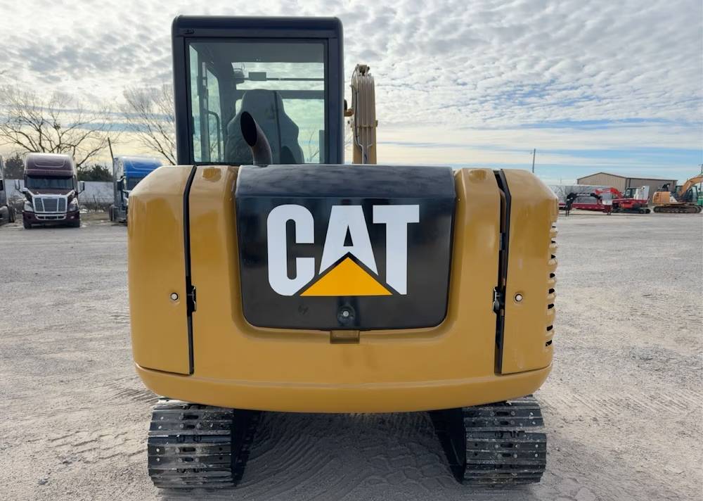 
								2017 Caterpillar 305.5E2 Mini Excavator Crawler Trackhoe Dozer Cab AC full									
