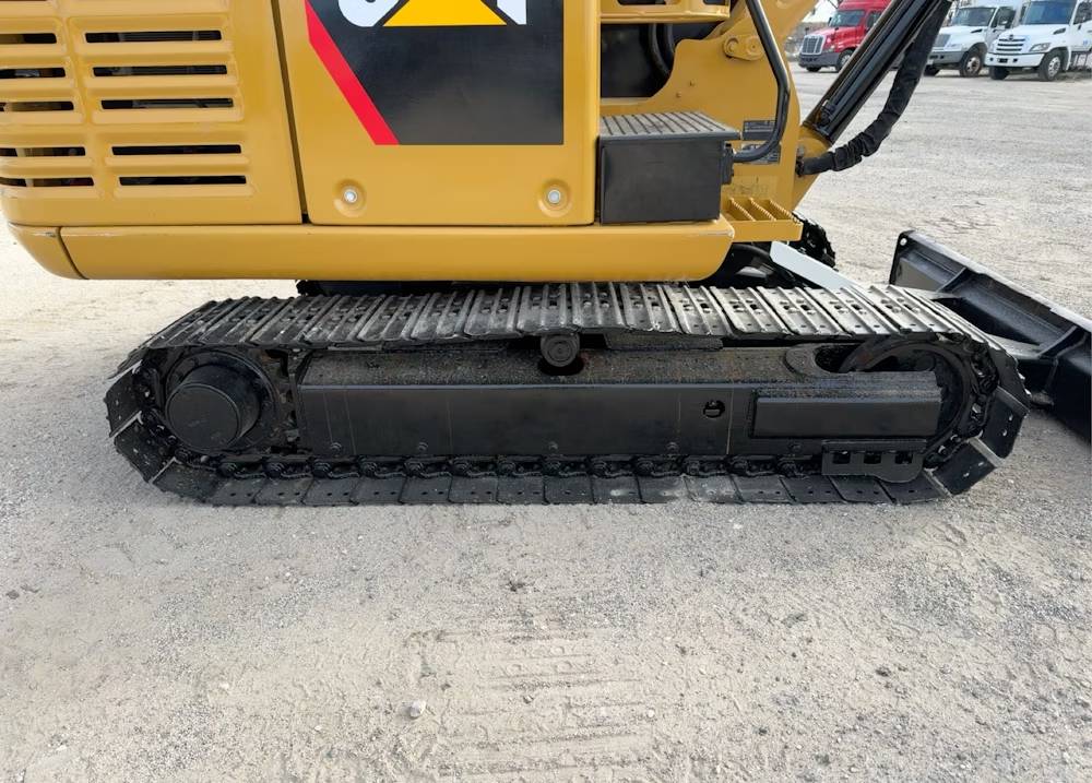 
								2017 Caterpillar 305.5E2 Mini Excavator Crawler Trackhoe Dozer Cab AC full									