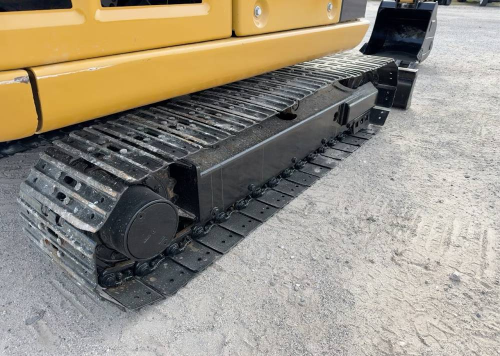
								2017 Caterpillar 305.5E2 Mini Excavator Crawler Trackhoe Dozer Cab AC full									