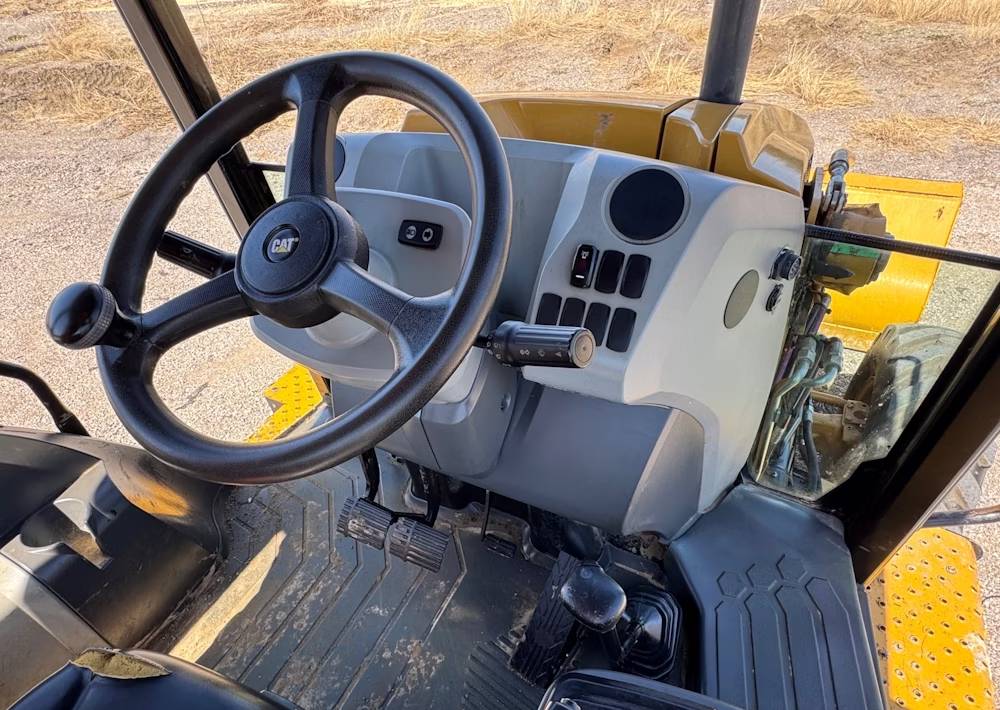 
								2021 Caterpillar 416F 4WD Backhoe Wheel Loader Tractor full									