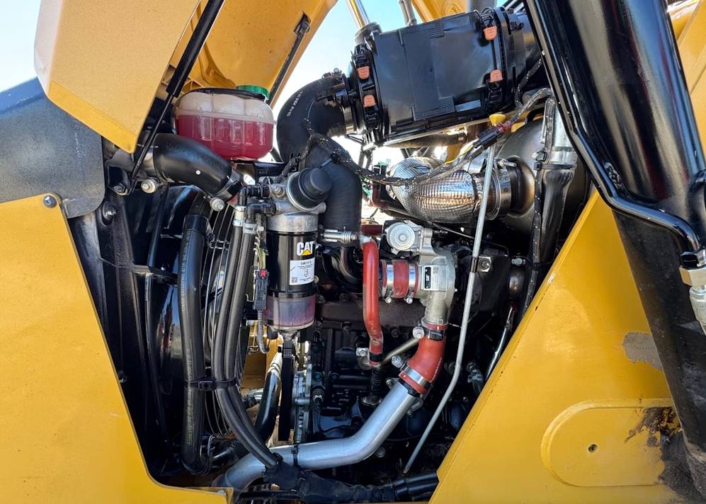 
								2021 Caterpillar 416F 4WD Backhoe Wheel Loader Tractor full									