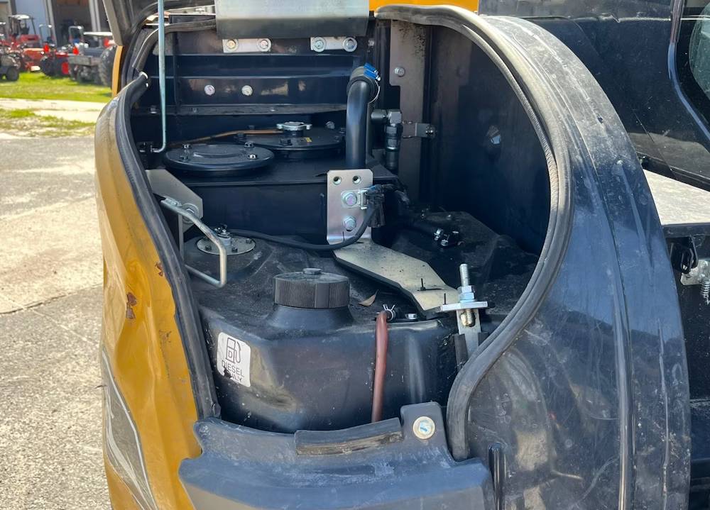 
								2023 John Deere 60G Excavator Backhoe Aux Hyd Thumb Bucket Cab Dozer full									