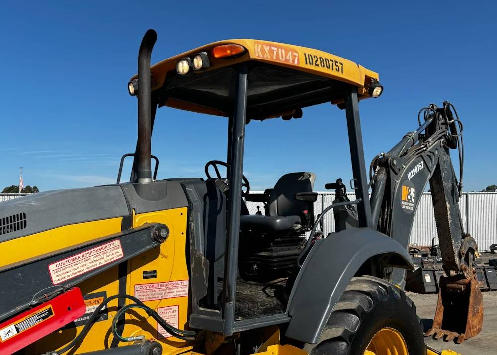 
								2019 John Deere 310EL 4WD full									