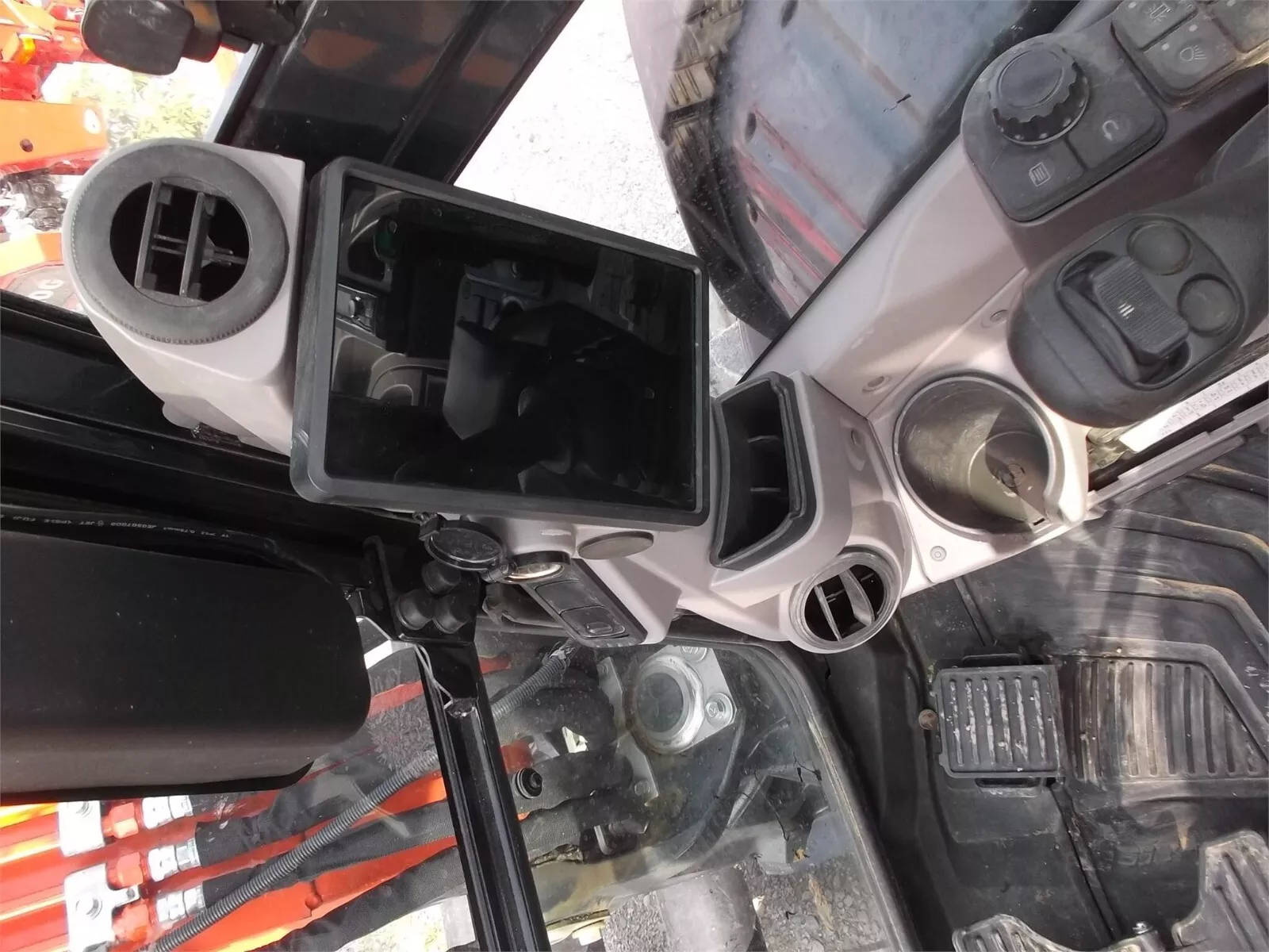 
								2021 Kubota KX057-5 Excavator full									