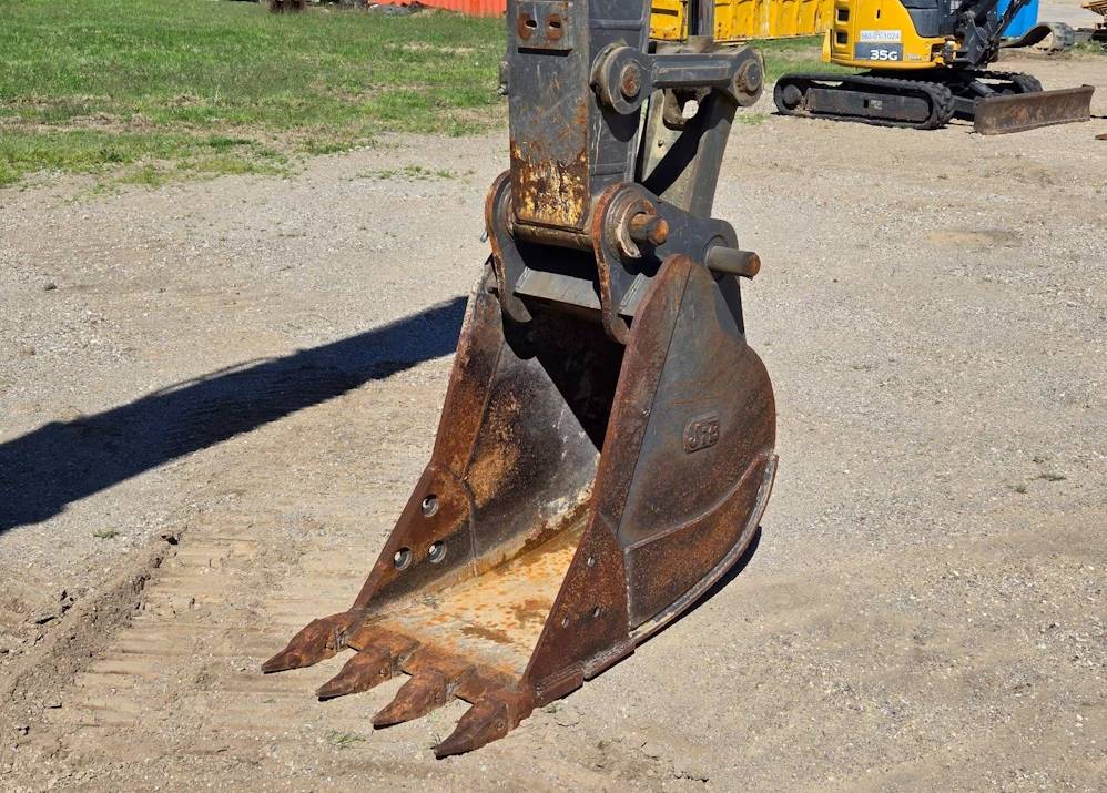 
								2019 Volvo EC140E Hydraulic Excavator Cab Trackhoe A/C Cab Diesel full									