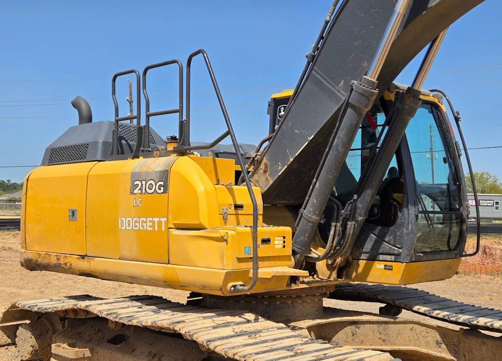 
								2019 John Deere 210G Excavator Trackhoe Backhoe Aux Hyd Thumb Bucket full									