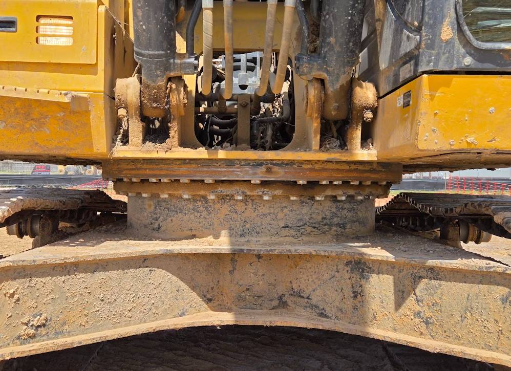 
								2019 John Deere 210G Excavator Trackhoe Backhoe Aux Hyd Thumb Bucket full									