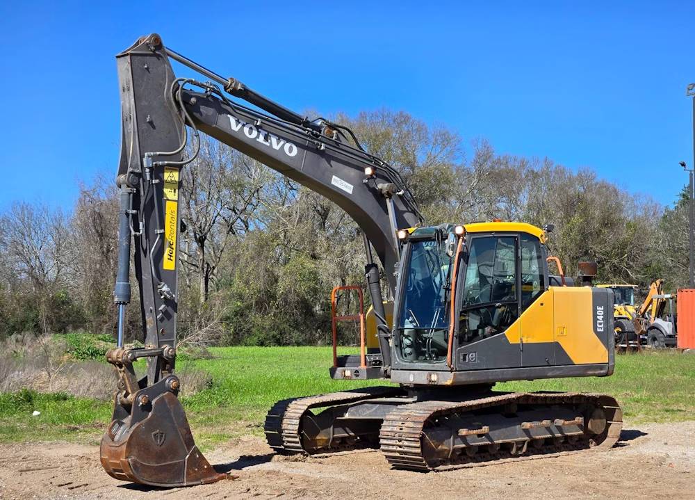 
								2019 Volvo EC140E Hydraulic Excavator Cab Trackhoe A/C Cab Diesel full									