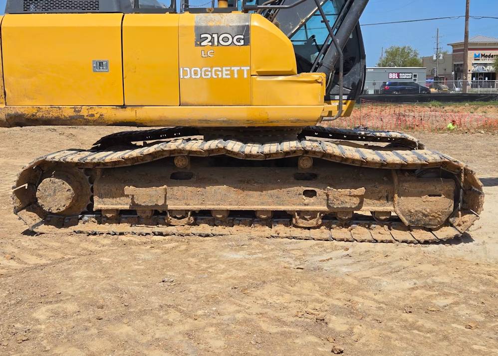 
								2019 John Deere 210G Excavator Trackhoe Backhoe Aux Hyd Thumb Bucket full									