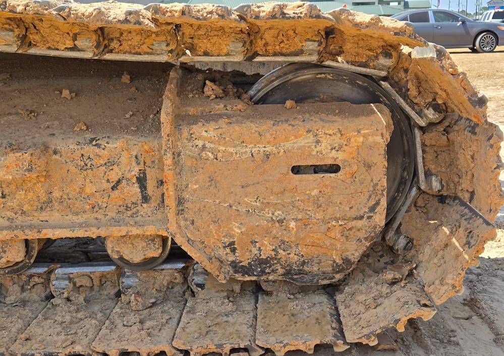 
								2019 John Deere 210G Excavator Trackhoe Backhoe Aux Hyd Thumb Bucket full									