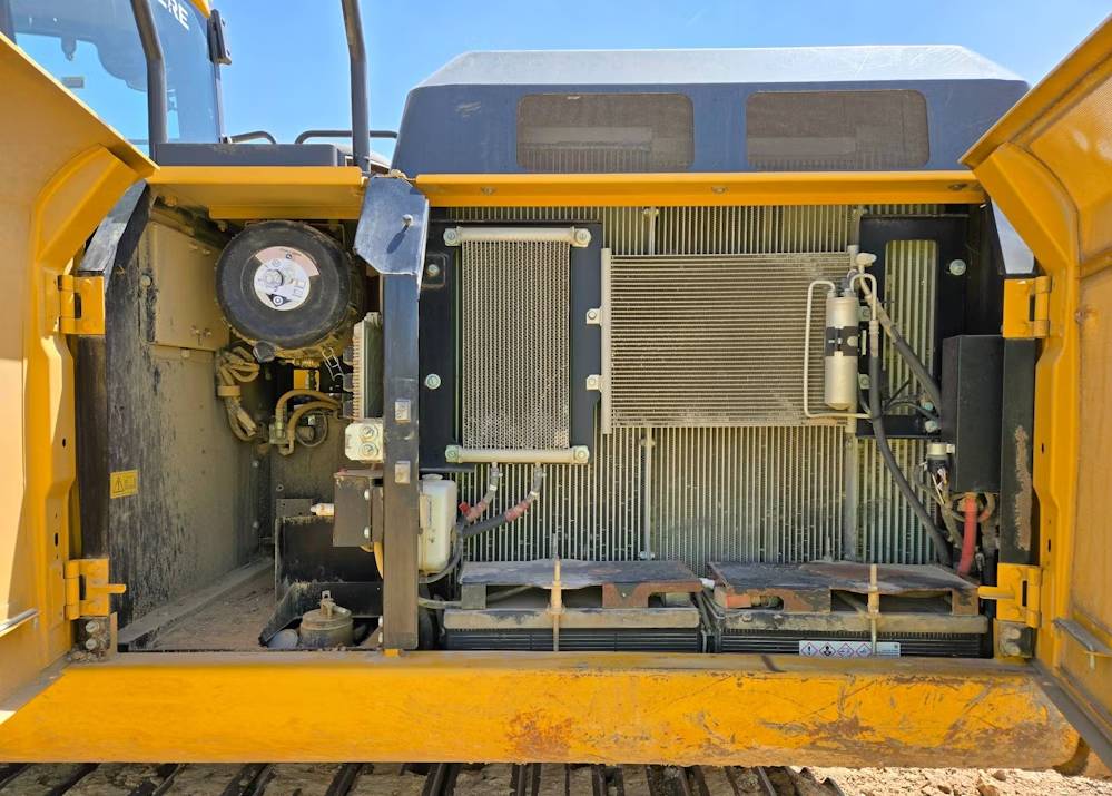 
								2019 John Deere 210G Excavator Trackhoe Backhoe Aux Hyd Thumb Bucket full									