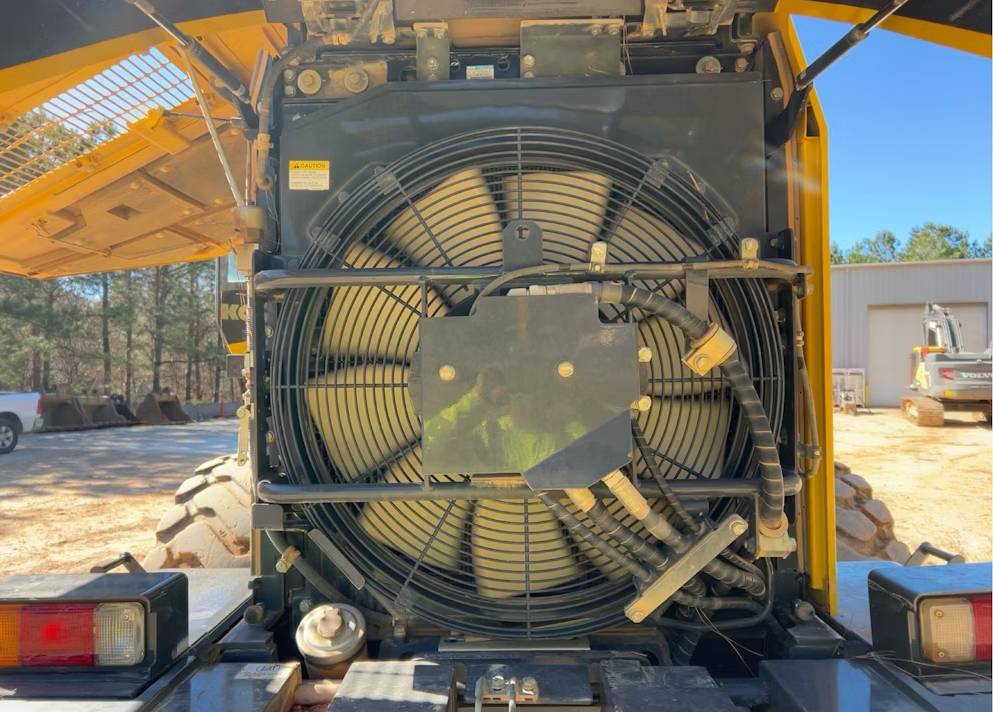 
								2020 Komatsu WA270-8 Articulating Wheel Loader Tractor A/C Bucket Forks full									