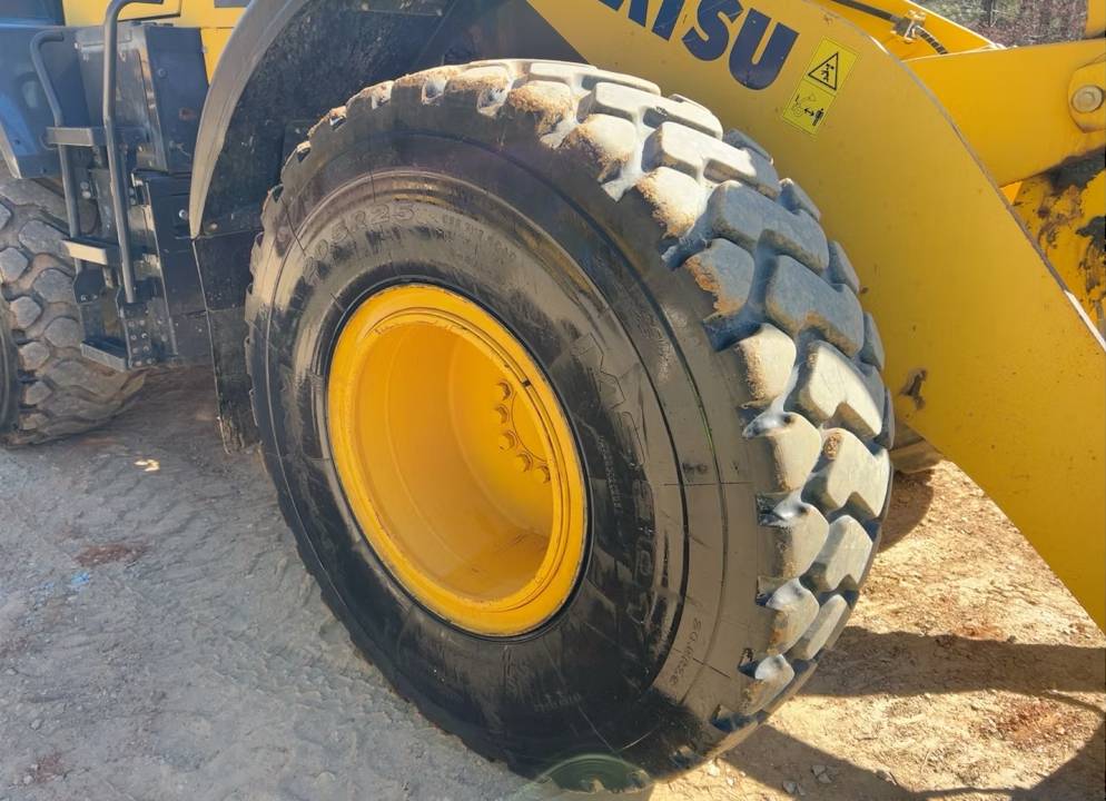 
								2020 Komatsu WA270-8 Articulating Wheel Loader Tractor A/C Bucket Forks full									