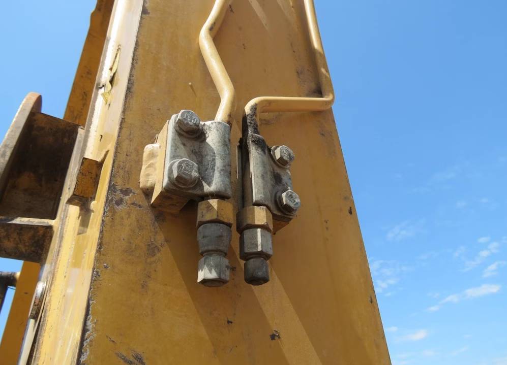 
								2021 Caterpillar 320GC Excavator Trackhoe Cab AC Thumb Aux CAT Bucket full									