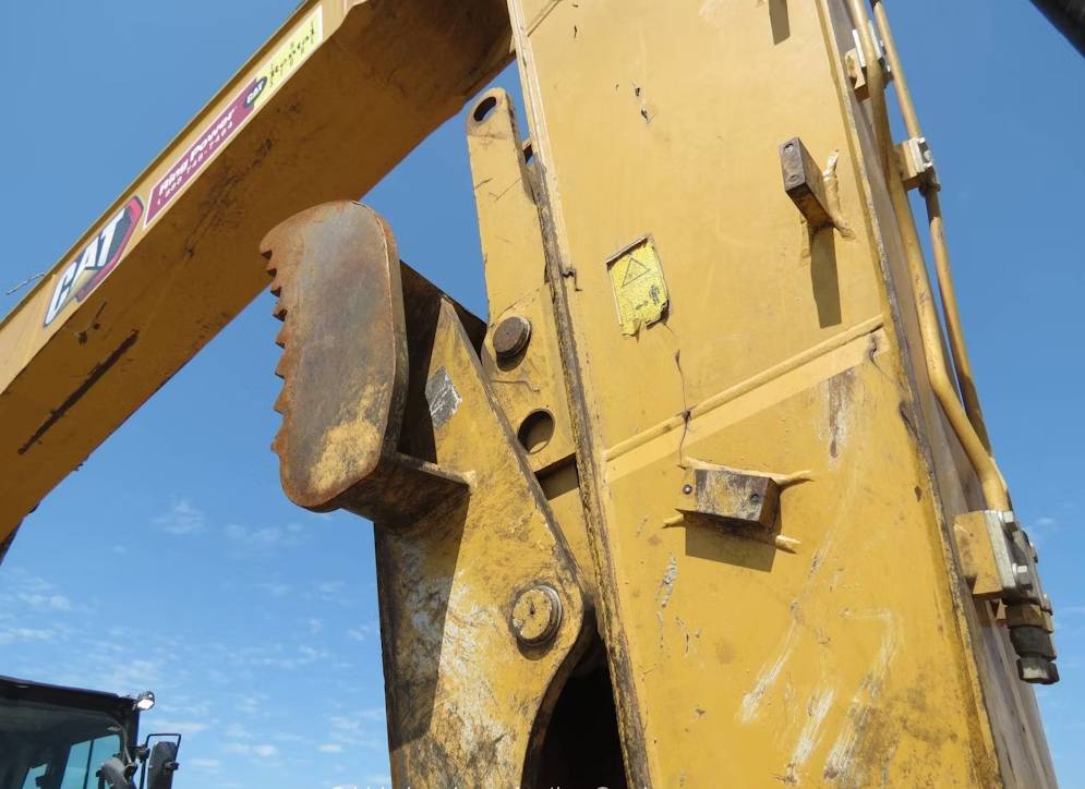 
								2021 Caterpillar 320GC Excavator Trackhoe Cab AC Thumb Aux CAT Bucket full									