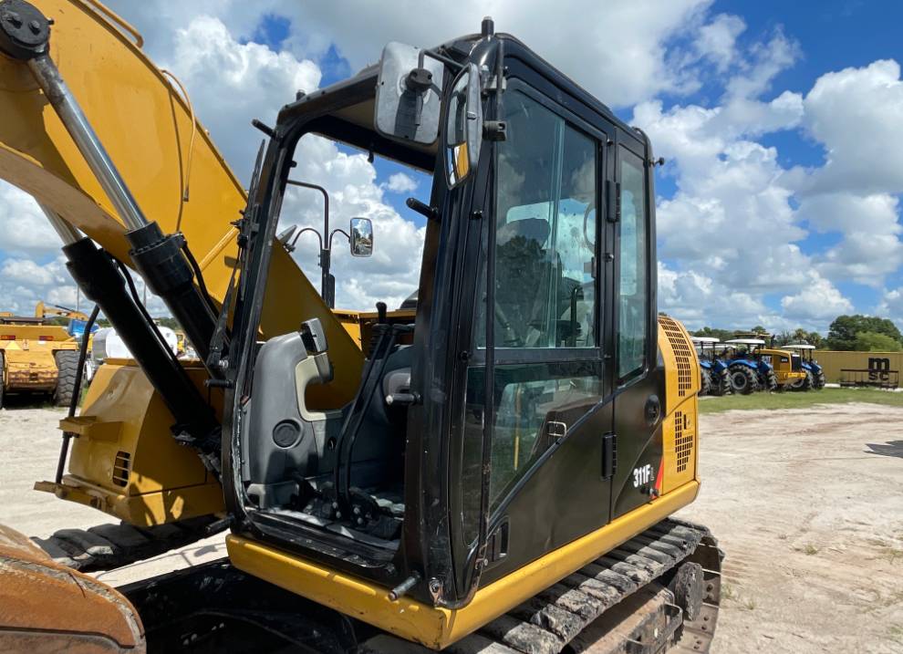 
								2017 Caterpillar 311FLRR Excavator Trackhoe Cab A/C Bucket Thumb CAT full									