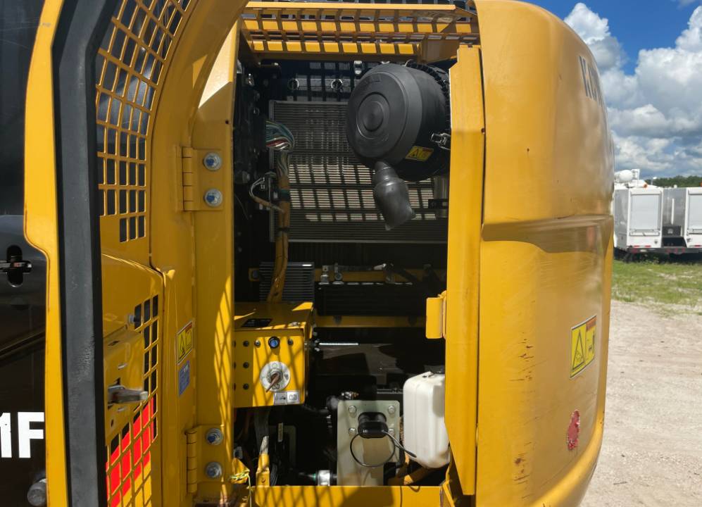 
								2017 Caterpillar 311FLRR Excavator Trackhoe Cab A/C Bucket Thumb CAT full									