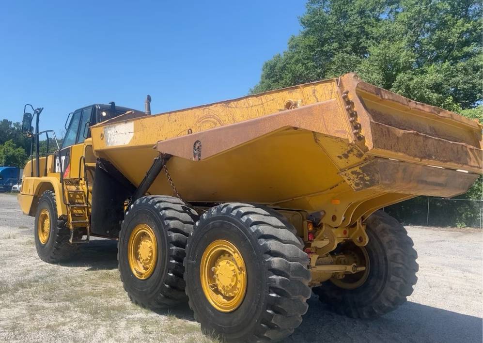 
								2017 Caterpillar 725C2 6X6 26.5 Ton Articulated Off Road Dump Truck ADT full									