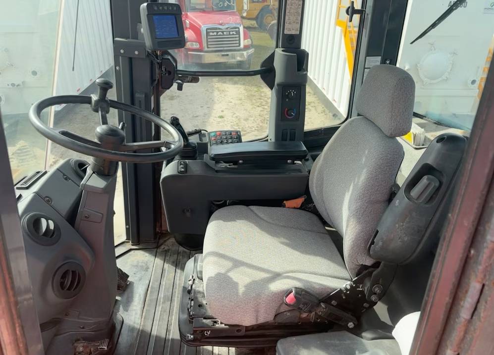 
								2018 John Deere 624K Series II Wheel Loader Tractor AC Cab Ride Control full									