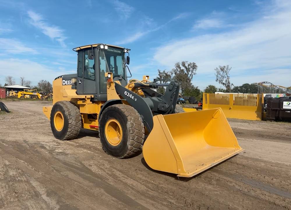 
								2018 John Deere 624K Series II Wheel Loader Tractor AC Cab Ride Control full									