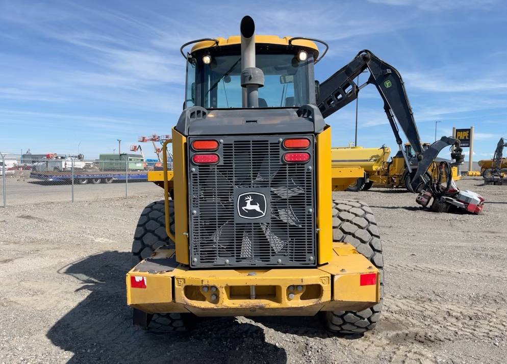
								2015 John Deere 524K Articulated Wheel Loader full									
