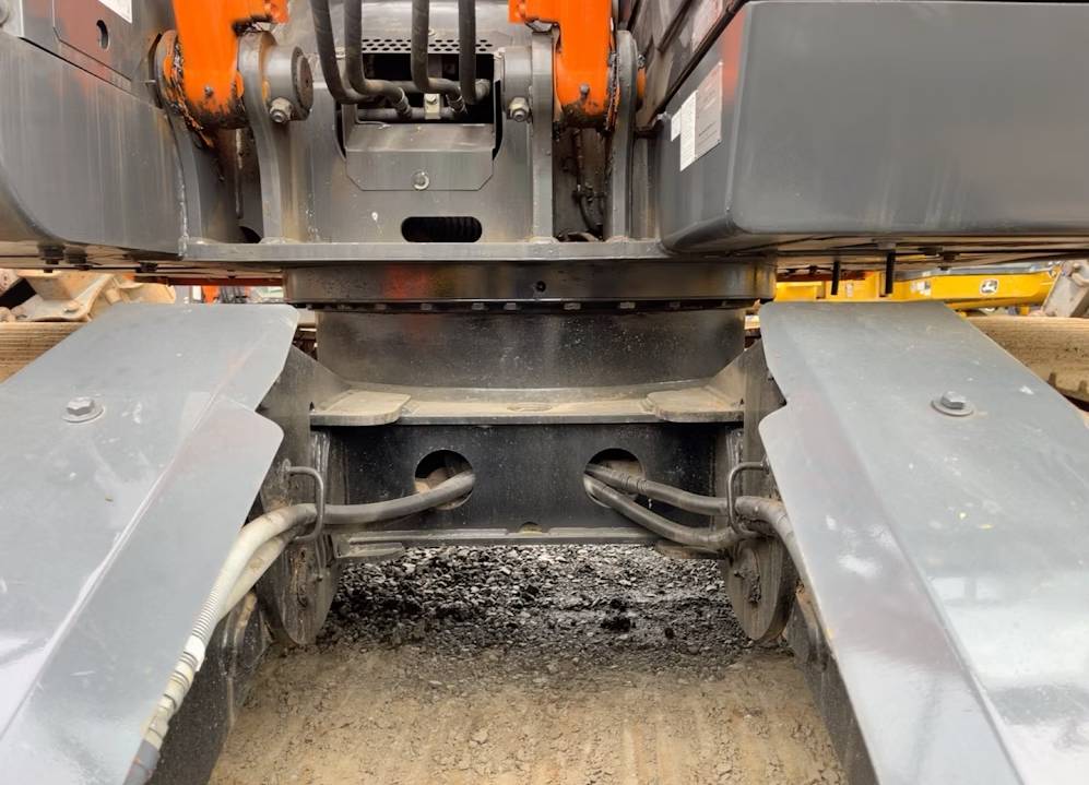 
								2018 Hitachi ZX135US-6N Excavator Trackhoe Dozer full									