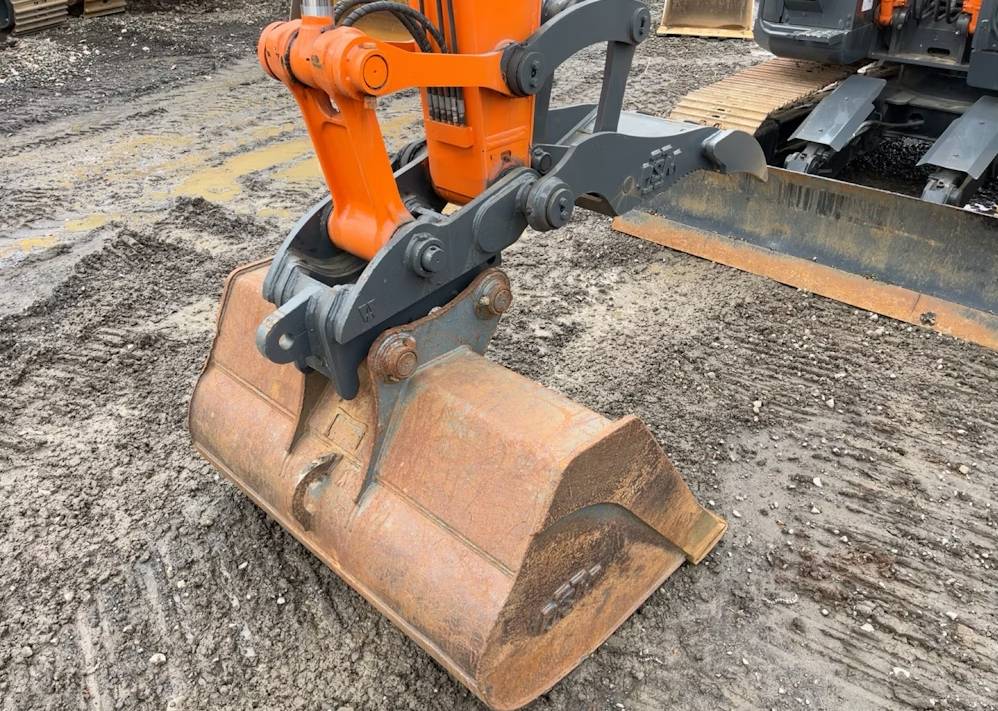 
								2018 Hitachi ZX135US-6N Excavator Trackhoe Dozer full									