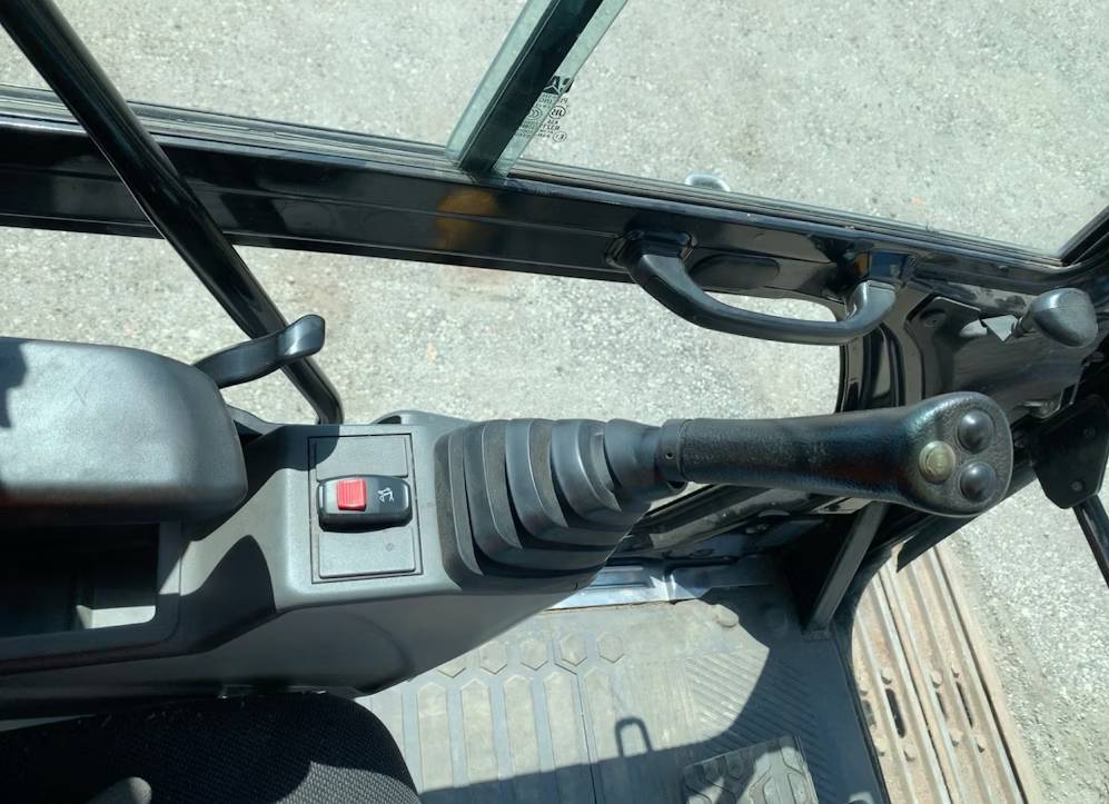 
								2021 Caterpillar 320GC Excavator Trackhoe Cab AC Thumb Aux CAT Bucket full									