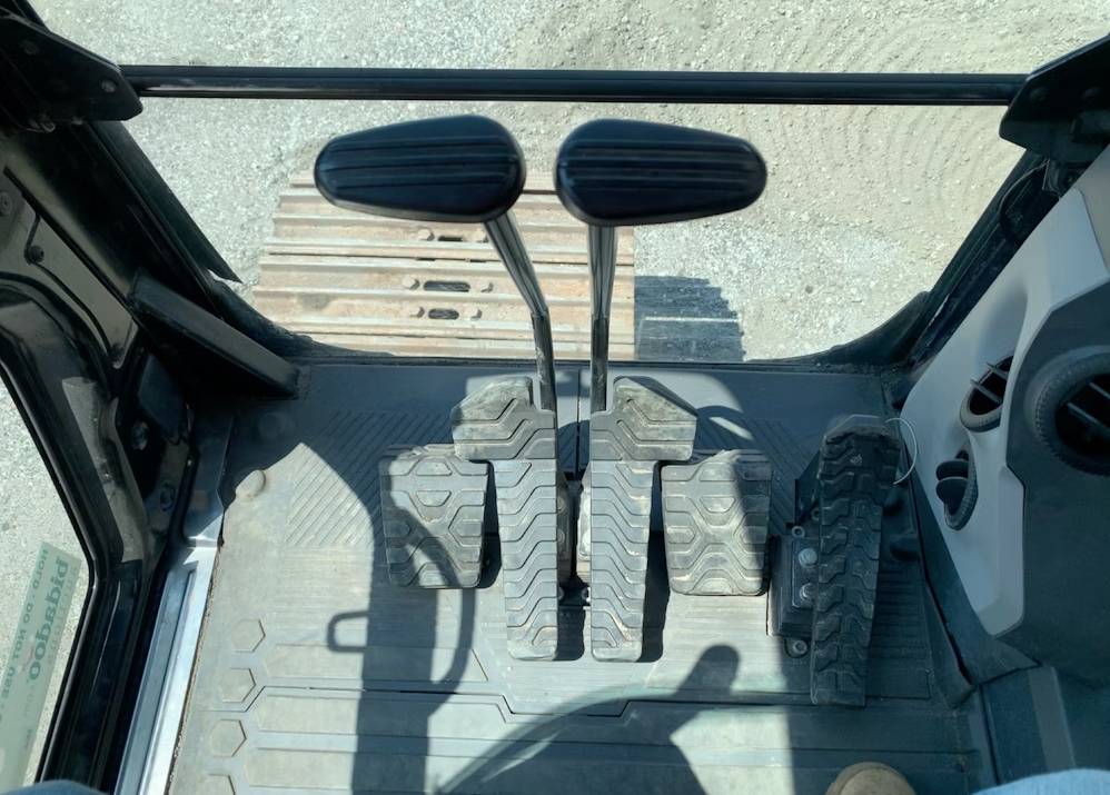 
								2021 Caterpillar 320GC Excavator Trackhoe Cab AC Thumb Aux CAT Bucket full									