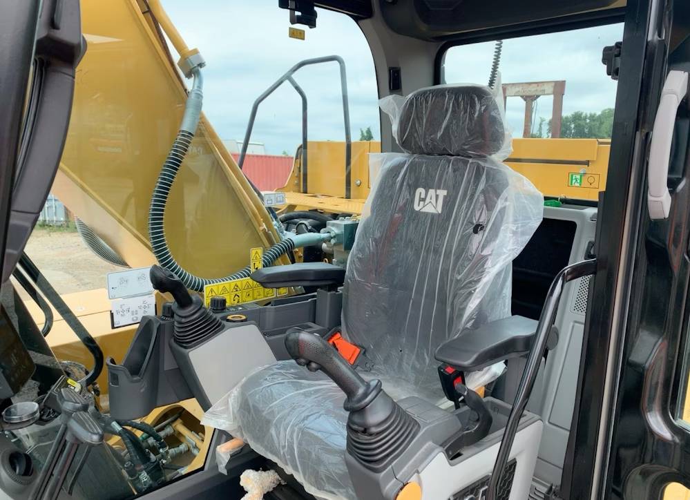 
								2023 Caterpillar 320GC Excavator Crawler Trackhoe A/C Aux Hyd Q/C full									