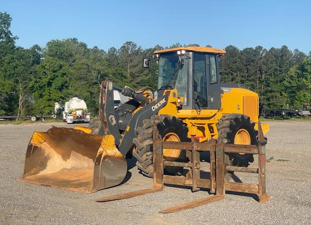 
								2019 John Deere 544L Articulating Wheel Loader Tractor Cab Forks full									