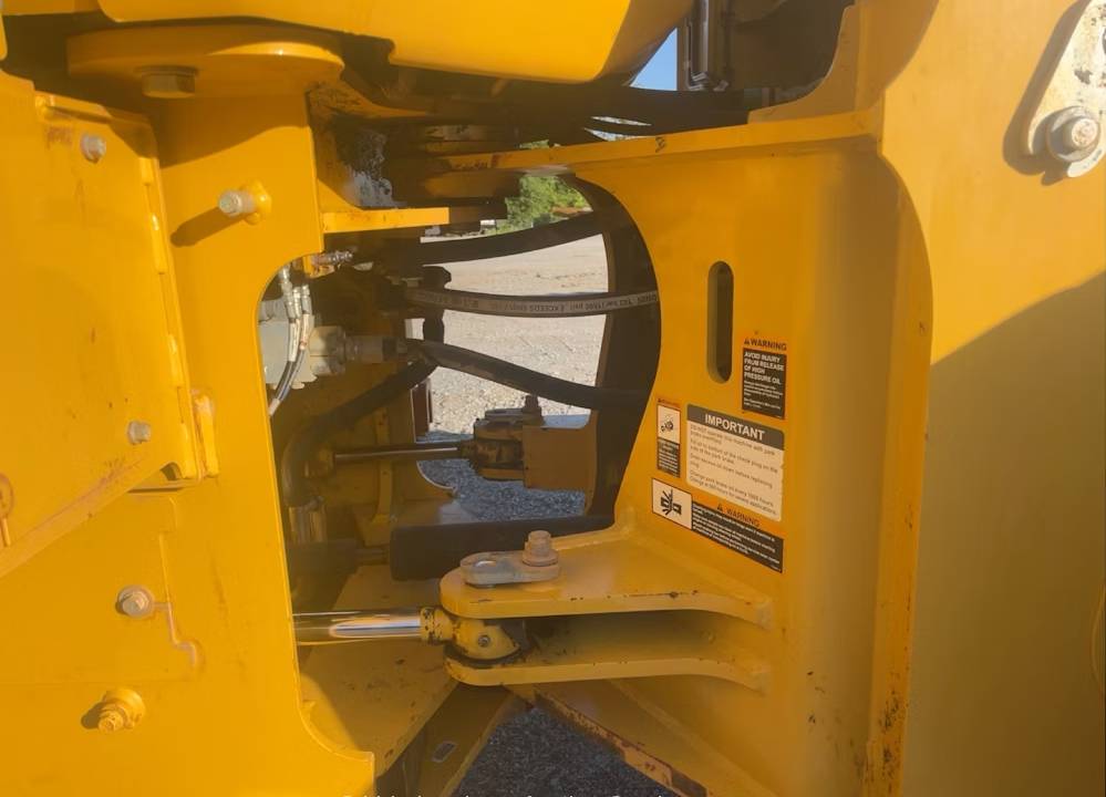 
								2019 John Deere 544L Articulating Wheel Loader Tractor Cab Forks full									