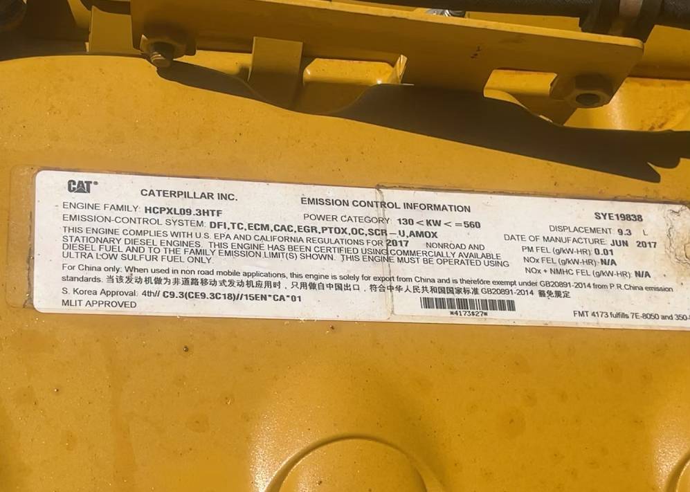 
								2017 Caterpillar 725C2 6X6 26.5 Ton Articulated Off Road Dump Truck ADT full									