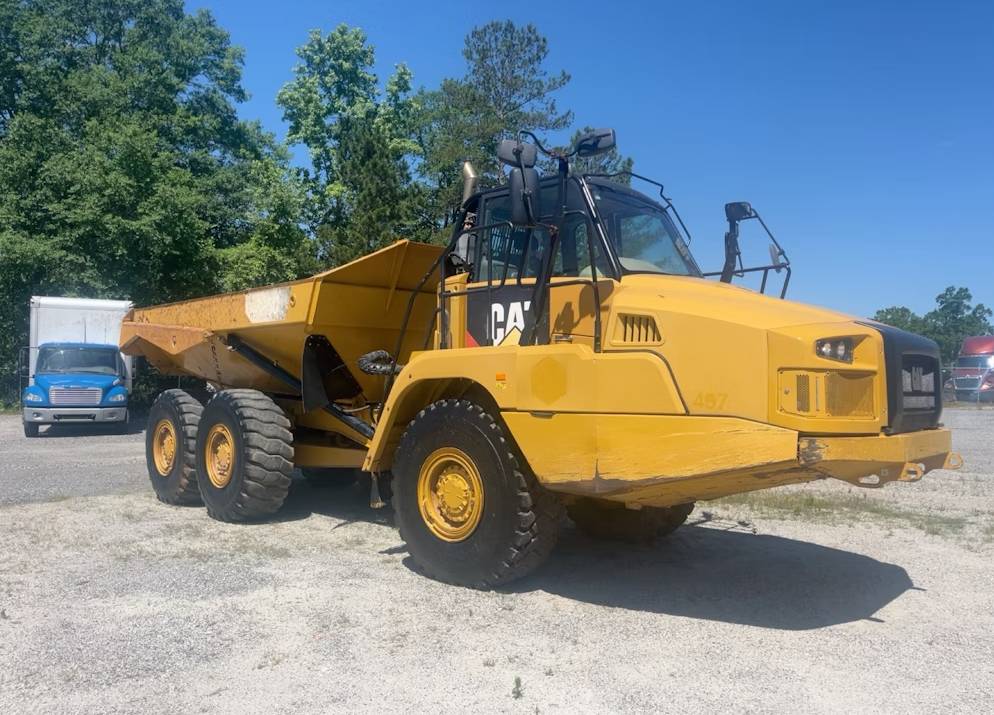 
								2017 Caterpillar 725C2 6X6 26.5 Ton Articulated Off Road Dump Truck ADT full									