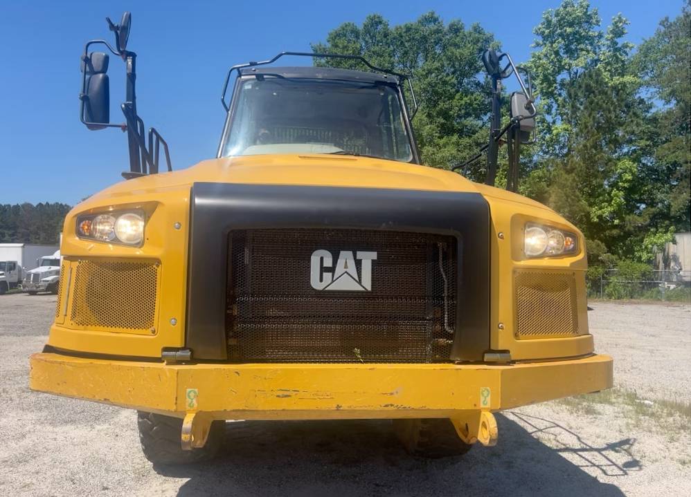 
								2017 Caterpillar 725C2 6X6 26.5 Ton Articulated Off Road Dump Truck ADT full									