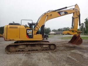 2017 CATERPILLAR 320FL