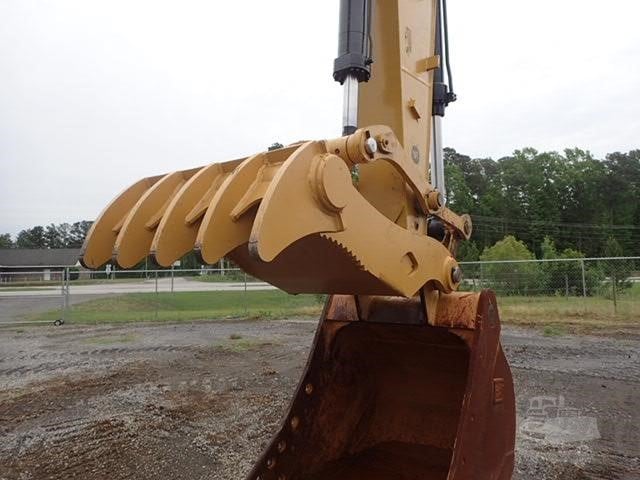 
								2017 CATERPILLAR 320FL full									