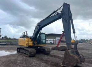 2018 John Deere 210G LC Excavator Enclosed Cab Steel Track Aux