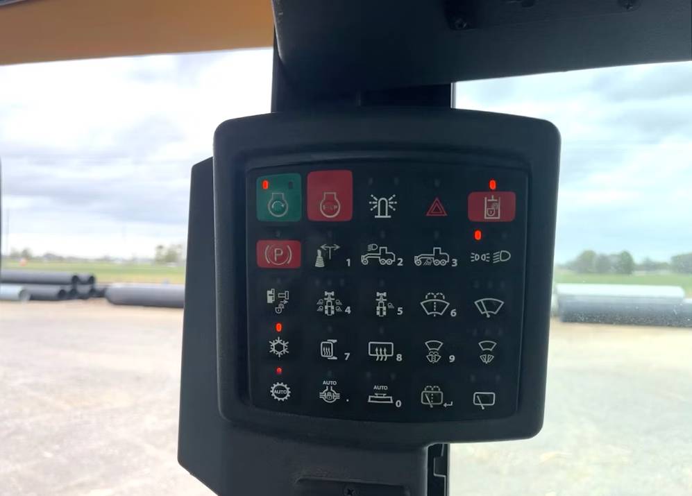 
								2017 John Deere 670GP 4WD full									